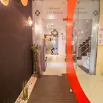 招待所 阿尔班尼旅馆 莱昂
