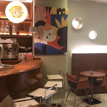 Casa de hóspedes Albany 2*