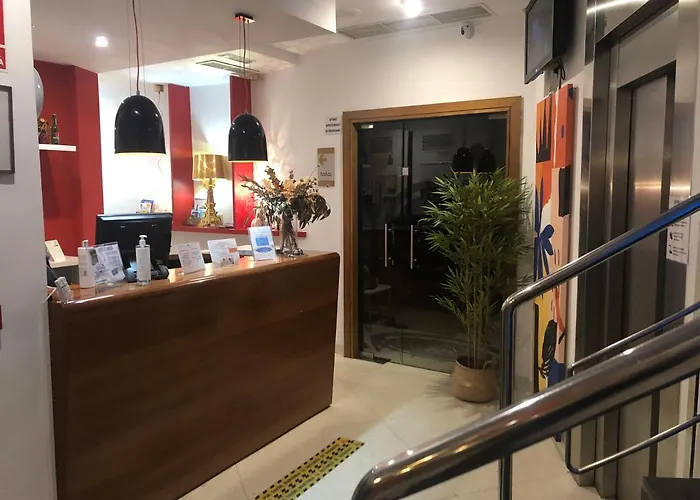 בית הארחה Albany 2*