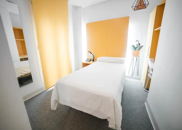 Albany Guest house 2*